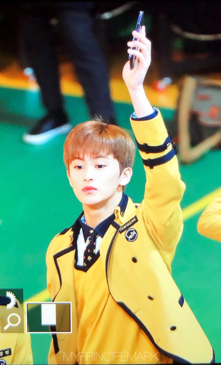 Myprincipemark's tweet photo. 180208 
#MarkLee #MARK #마크 https://t.co/LhmNGFJXkt