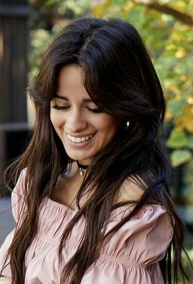 inspiredkarla's tweet photo. también superamos el segundo desafío muy bien familia, ahora vamos por el tercero: LO MAXIMO POSIBLE DE RTS Y QUINIENTOS COMENTARIOS EN VEINTE MINUTOS!!! tenemos que activar muuuy rapido y vamos con buen ritmo

#CamilaCabello #BestSoloBreakout #iHeartAwards https://t.co/E0MZaQQDZ3
