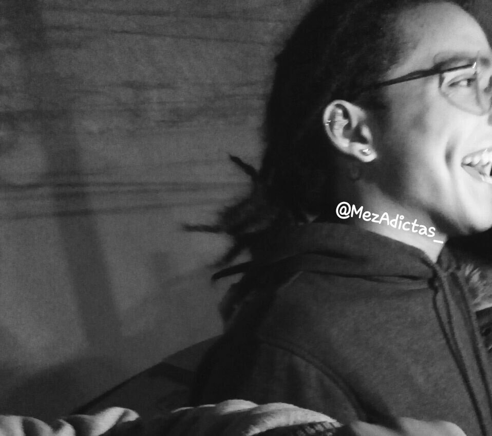 MezAdictas_'s tweet photo. Tiene una sonrisa tan bonita que tanto amo😍 https://t.co/7cn3zASOFW