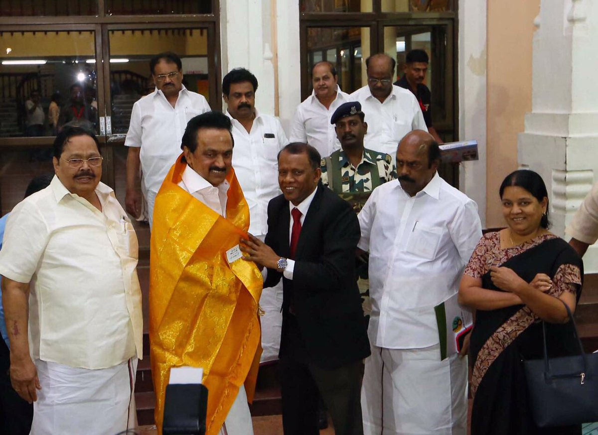 TamilChairInc's tweet photo. We thank the DMK party and its leader Mr. Stalin for the generous support of 1 crore rupees to #HarvardTamilChair. 🙏🏻  அமுதே! தமிழே! அழகிய மொழியே! எமதுயிரே!  @arivalayam @mkstalin @sunnewstamil https://t.co/t7wLK0EnLi