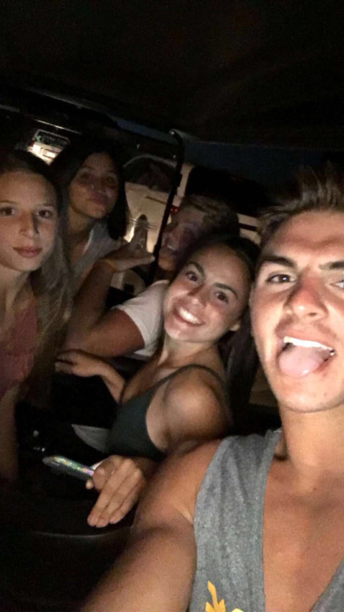 QAlberty's tweet photo. Happy Birthday Cuzz!!!! Have a good one homie Miss you and the lake!!!!❤️❤️❤️❤️❤️❤️❤️😎 https://t.co/MeetpmGi8Q