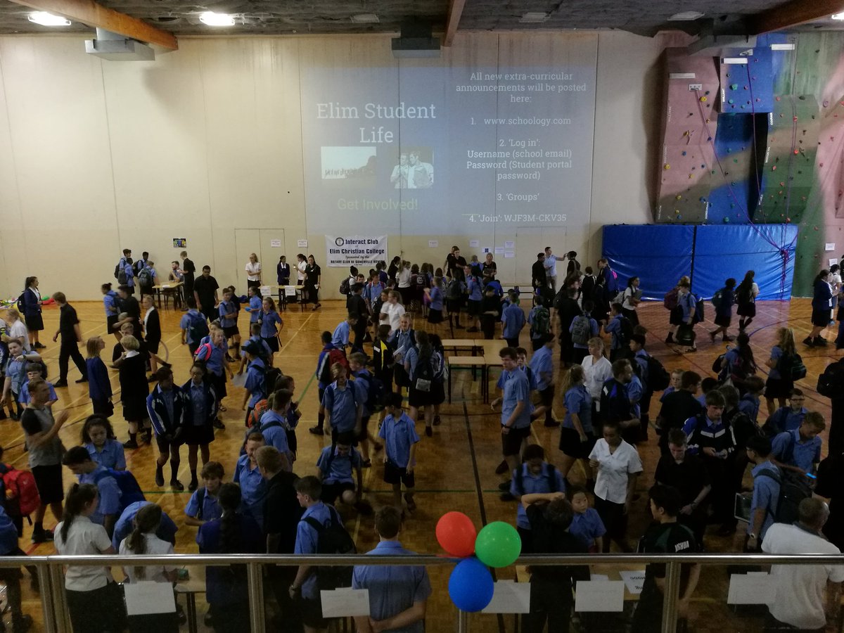Elim life! 
Students signing up to extra curricular activities today #edchatelim