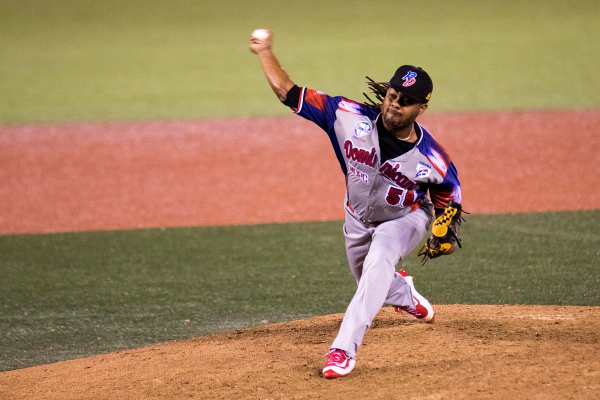 SDCJalisco2018's tweet photo. #SemifinalSDC
Termina la 7⃣🔼 con rally de 3 para Águilas.
#RepúblicaDominicana 🇩🇴 5-3 #Cuba 🇨🇺
#SDC2018 #Jalisco2018 #AlEstiloJalisco 🇲🇽🇵🇷🇩🇴🇻🇪🇨🇺 https://t.co/L9ewvrgF77
