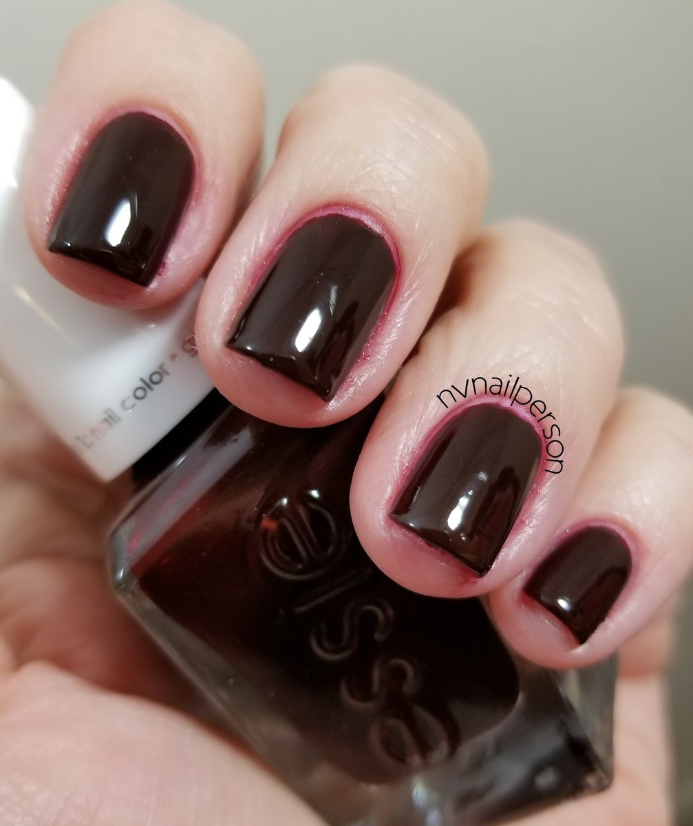 nvnailperson's tweet photo. #notd #nailpolish #Essie #GelCouture #GoodKnight #EnchantedCollection #EssieLove @essie https://t.co/zN2oQEPwlS