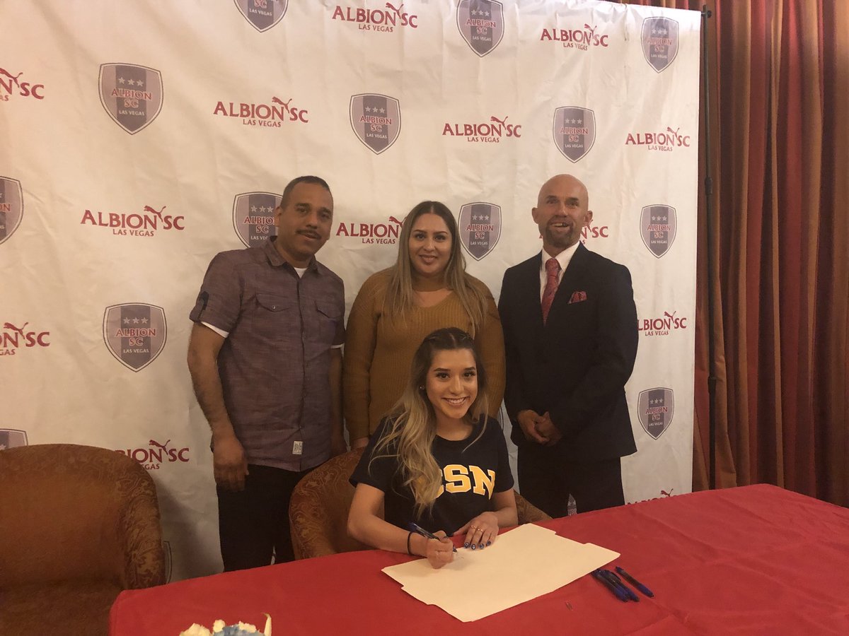 _marieec17's tweet photo. Today was the big day and I couldn’t thank my family and loved ones for supporting me through it all 💗 I can’t wait to be a coyote 💙 #goyotes https://t.co/ZIhW3w8r0a