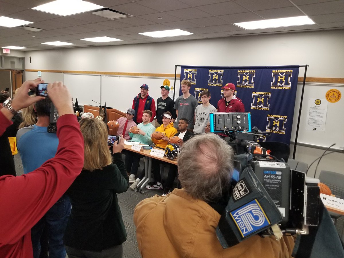 COACHMAZ's tweet image. Congrats to the 10 MUHS student/athletes and their parents that attended our National Signing Day ceremony!