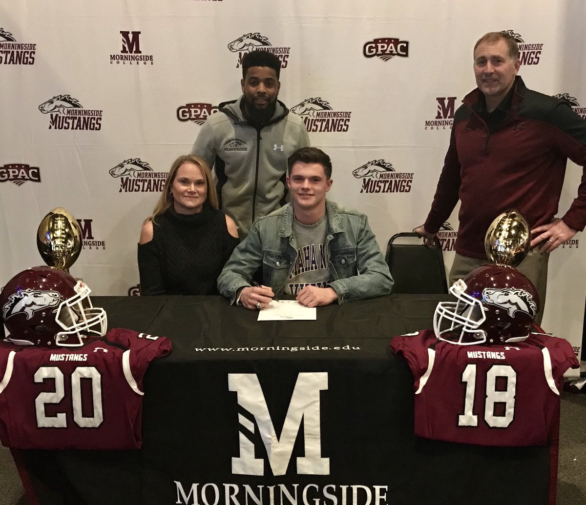 Lekics13's tweet photo. It’s official! @MsideFootball Thanks Coach Hicks and Coach Ryan! @D_Hicks_  @MsideFball  #StangNation https://t.co/yhCvyvlVzZ
