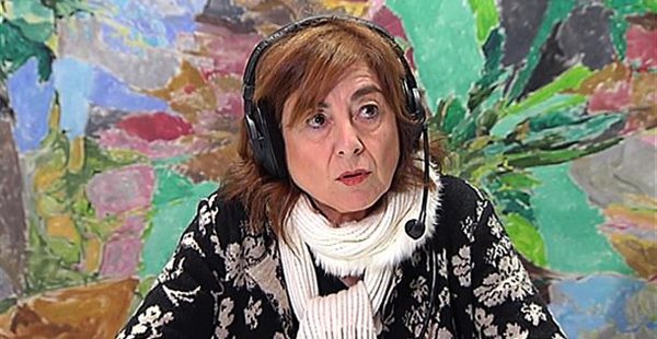 mikelgi's tweet photo. 16 urterekin ikasleek euskaraz B2 maila lortzea jarri dute helburu, baina praktikan adar-jotzea dirudi: “zentro bakoitzaren errealitatearen arabera” egingo da, eta gainera, egungo hizkuntza-ereduak gainditzeko asmorik gabe https://t.co/j2fHlZjIQ6 https://t.co/DCTHjAKfB4