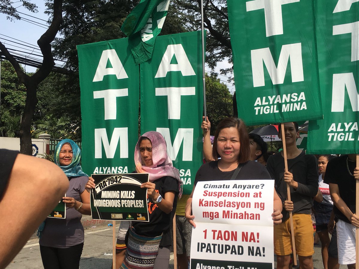atm_philippines's tweet photo. Nagluluksa ang mamamayang Pilipino sa pagkamatay ng ating kalikasan dulot ng mapanirang pagmimina at kawalan ng interes ng mga ahensya ng gobyerno lalo na ng DENR sa kanilang mga karapatan. Sobra na! Itigil na!
#NoToMiningPH #KAMPO https://t.co/cSIZgFMbtv