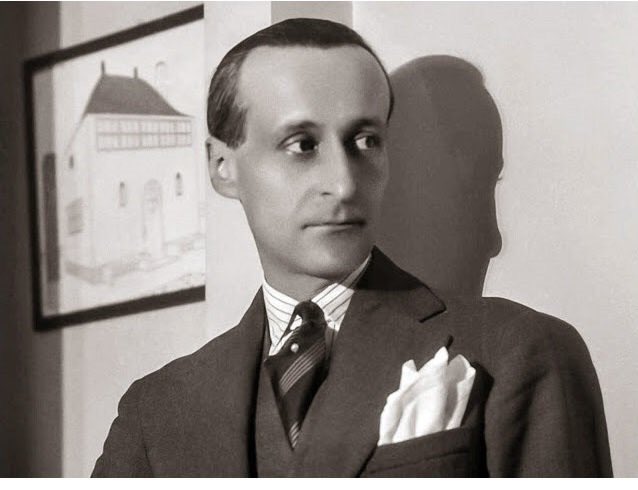 #CeJourLà Le 8 février 1945 disparaissait Robert Mallet-Stevens, architecte de la #VillaCavrois et de la <a href="/VillaNoailles/">villa Noailles</a> notamment.