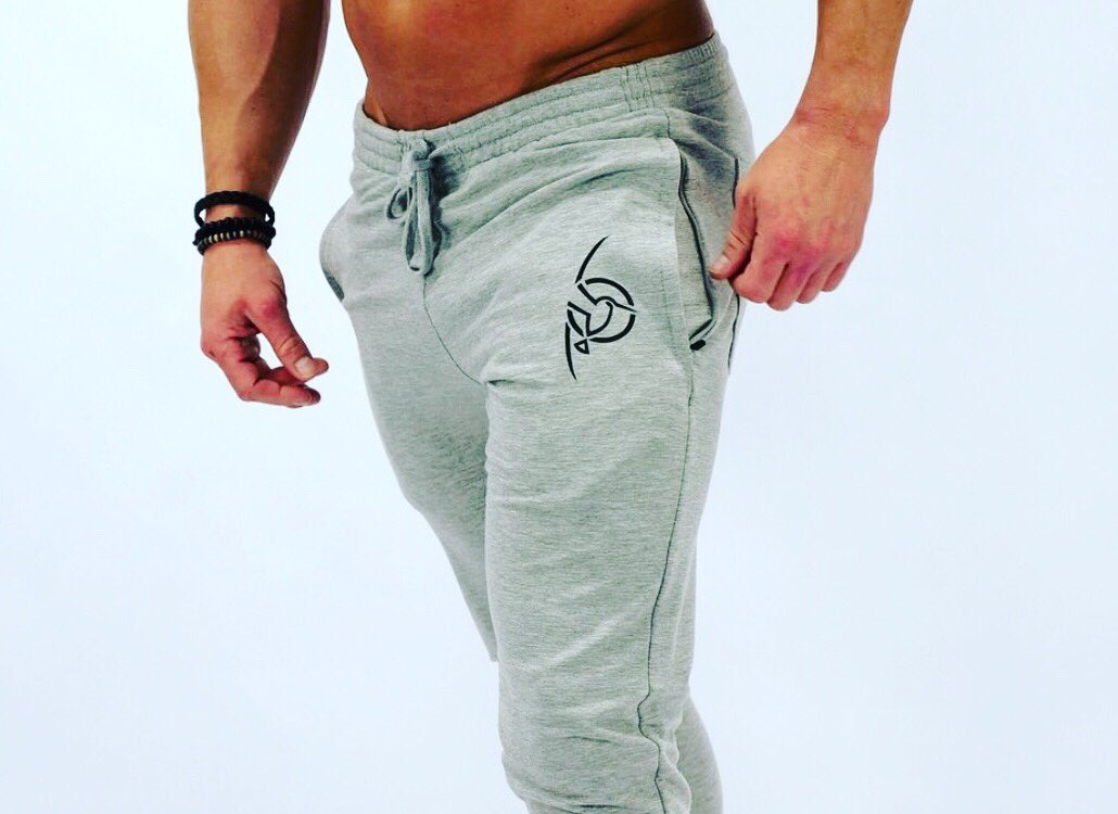 yourpowerband's tweet photo. Men’s joggers are so hot right now! 
Which colour is your favourite? 
➡️➡️swipe to see up close
-
#yourpowerband #joggers #trackpants #trackys #jogpants #sweatpants #gym #bodybuilding #bodybuilder #muscle #fitness #instafitness #sixpack #chill #mensfashion #crossfit https://t.co/AOgLgodIP3