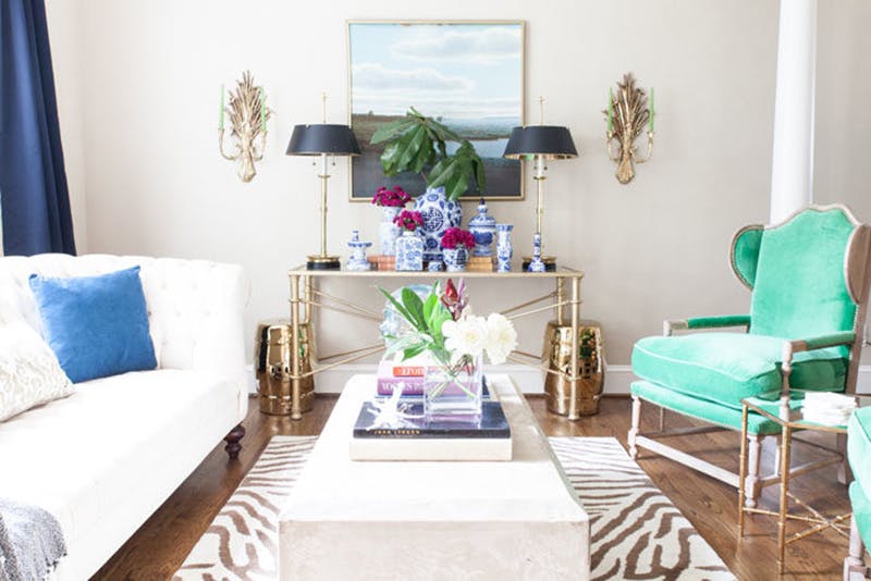 therugseller's tweet photo. 7 “Old Fashioned” Decor Ideas That Are Actually Super Chic: https://t.co/xniGDdUg1V #ChicInterior https://t.co/NznY7hAQWY