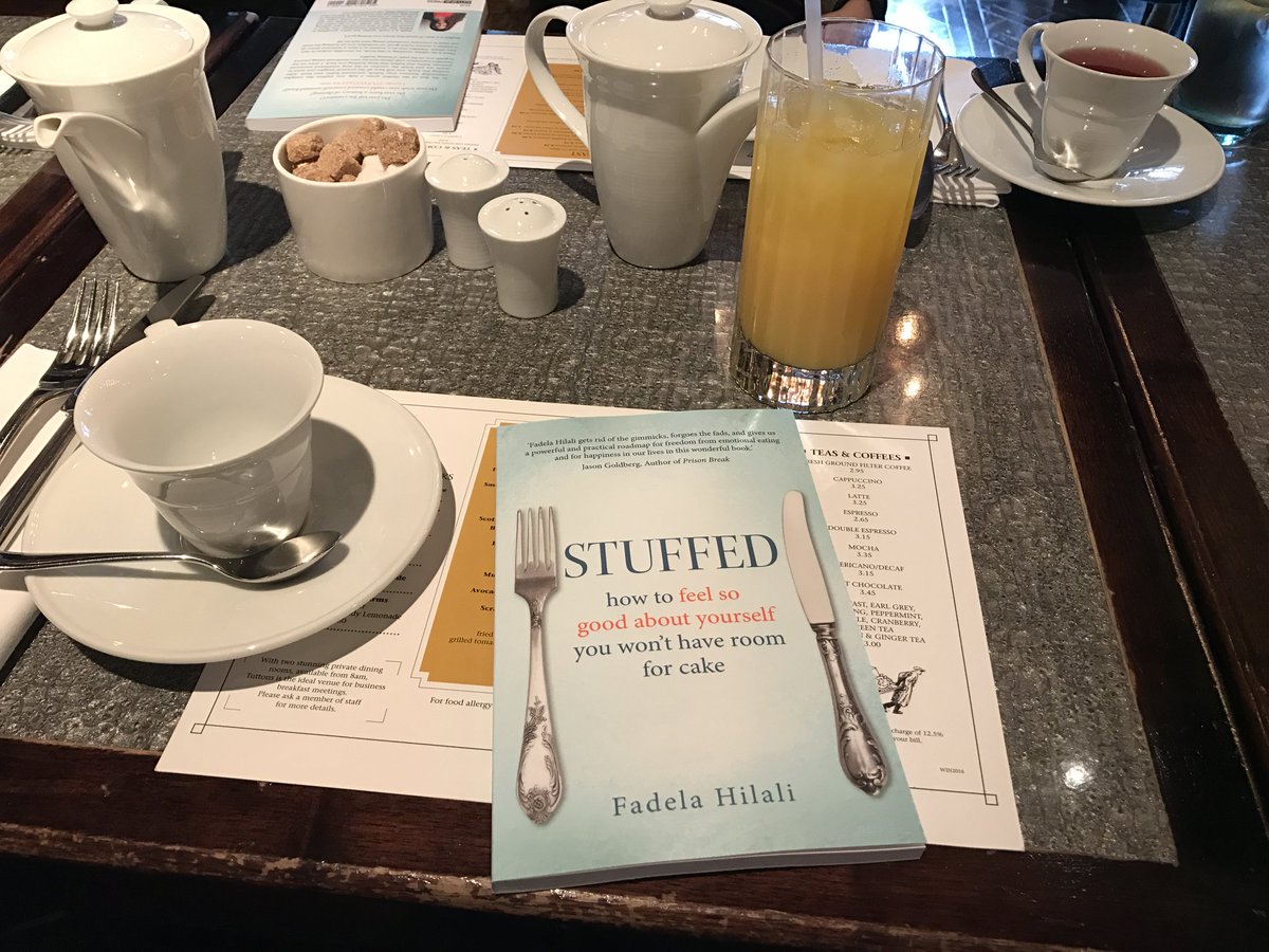 fadelahilali's tweet photo. BREAK THE CYCLE:
Diet▶️Weightloss▶️Binge▶️Guilt▶️weight gain▶️Diet #emotinaleating #fitfam #diet #book #weightloss
https://t.co/n1FEUAFXB2 https://t.co/95YTt7rPUu