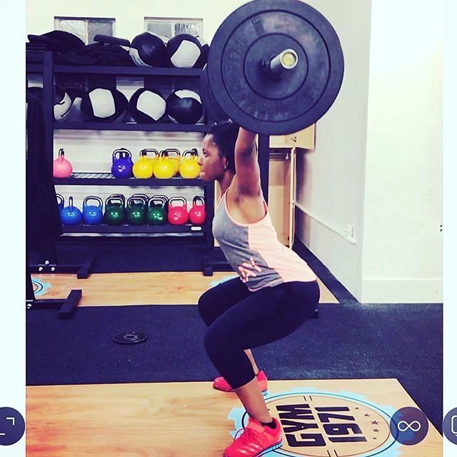 crossfit_1971SW's tweet photo. Another great lift from our resident Wonder Woman @svafitness! Looking strong 🏋🏾♀️
.
#crossfit_1971sw #crossfit _1971 #crossfit #trainhard #train #training #gymnastics #olympiclifting #weightlifting #fitness #fitfam #functionalfitness #functionaltra… https://t.co/ROGiKLEO92 https://t.co/lEfZY11UTu