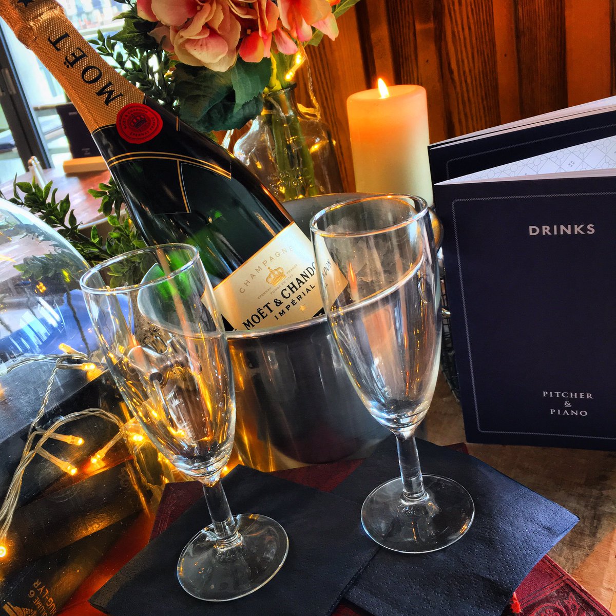 Love is in the air ❤️ pop a bottle with us this Valentine's Day 🍾 #ValentinesDay #love @Moet_UK #moetmoment #champagne @sotonbloggers <a href="/pandpsoton/">P&P Southampton</a>