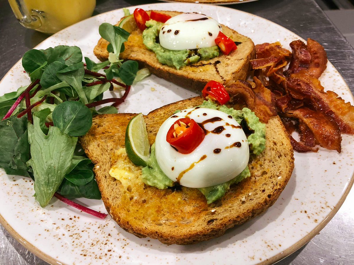 Eggs Royale, Eggs Benedict, Eggs...you name it, we got it! 🍳

#CafeLeemoo #Leemoo #Eggs #Breakfast #Brunch #Cafe #Eggcelente