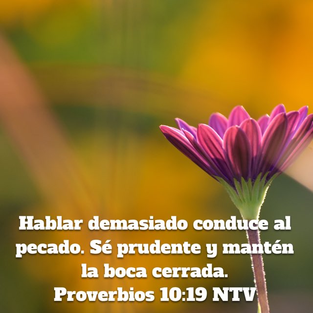 MAXCOMSA's tweet image. Gente que sabe poco, pero habla mucho.🙊 bible.com/127/pro.10.19.…