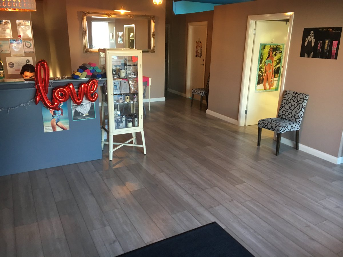 TilesDirectNI's tweet photo. Recent job completed in Bangor! https://t.co/jObNwhA4za
