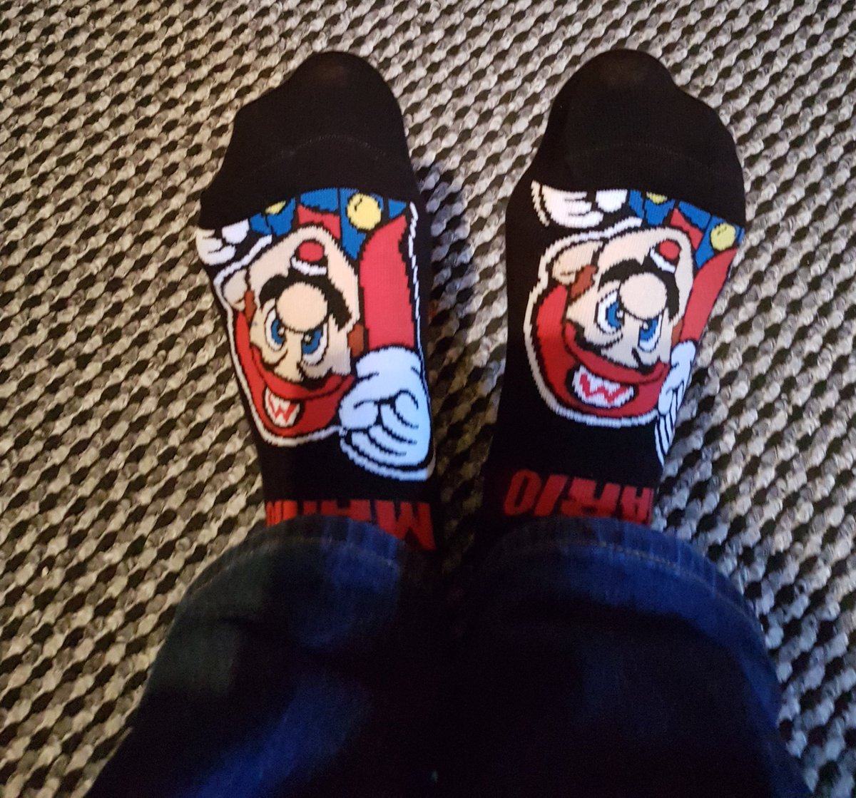 kennaplumbing05's tweet photo. @jvbbvr @NintendoUK @Primark I'm wearing my today ๐๐
#showusyoursocks
#ineedtogrowup
#socks
#cartoonsocks https://t.co/SWARqXSrwa