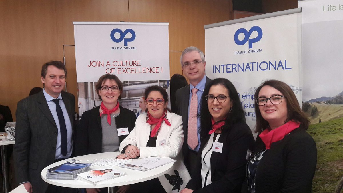 BLANC1965's tweet photo. Forum Elles Bougent! Belle organisation et super ambiance. Merci aux marraines Plastic Omnium ! #ellesbougent #EBforum #plasticomium https://t.co/jPK1WxM5au