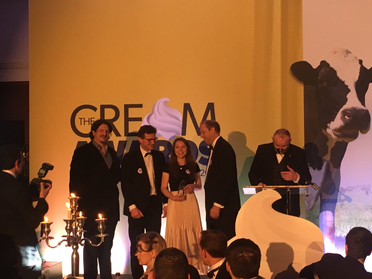 Well done to all of the @XLVets practices who were represented at the #creamawards last night <a href="/SynergyFarmVets/">Synergy Farm Health</a> <a href="/LLMteam/">LLM Farm Vets</a> <a href="/StBonifaceFarm/">StBonifaceFarmVets</a> and others #proudfarmvets
