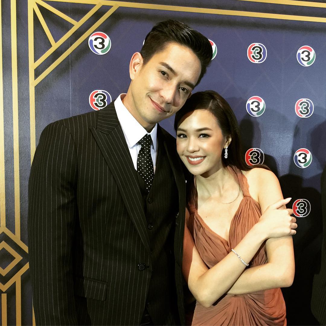 อคิน&amp;สาริศา #ใต้ปีกปักษา✈️ #ซี่รีย์ Myhero #vicbig3_2018 <a href="/LouisScottLuv/">หลุยส์ เอฟซี</a>