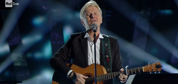 PetrAnna63's tweet photo. Lucio e' tornato un attimo sulla terra con questa canzone
#almenopensami #sanremo2108 @roncellamare #Buongiorno https://t.co/IiArzJOfzx https://t.co/yXk3TTvJYt