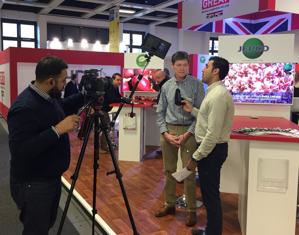 Our very own Richard Pett being interviewed at #fruitlogistica2018 #FruitLogistica #fruitlog18 <a href="/AHDB_Hort/">AHDB Horticulture</a>