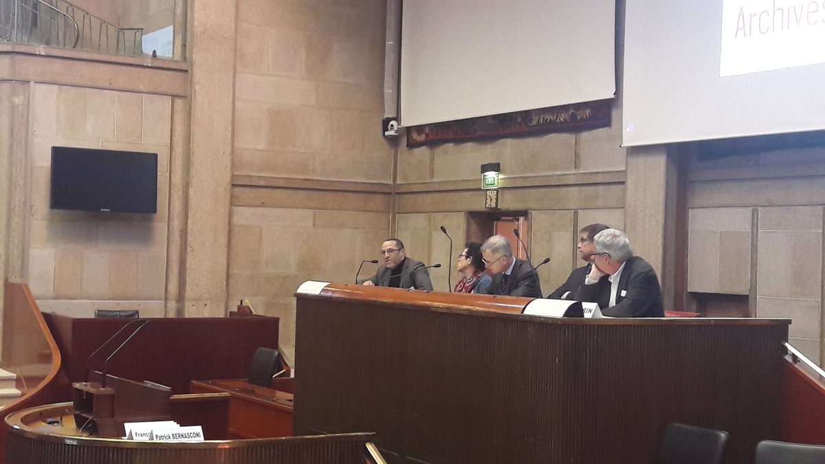 Matinée-debat au <a href="/lecese/">CESE</a>: <a href="/djikpa/">Antoine Djikpa</a> sur les archives essentielles, il faut se concentrer sur la cohérence de ce que l'on conserve. Le numérique est une opportunité formidable pour les #généalogistes, mais il faut une sélection avec consultation des usagers.