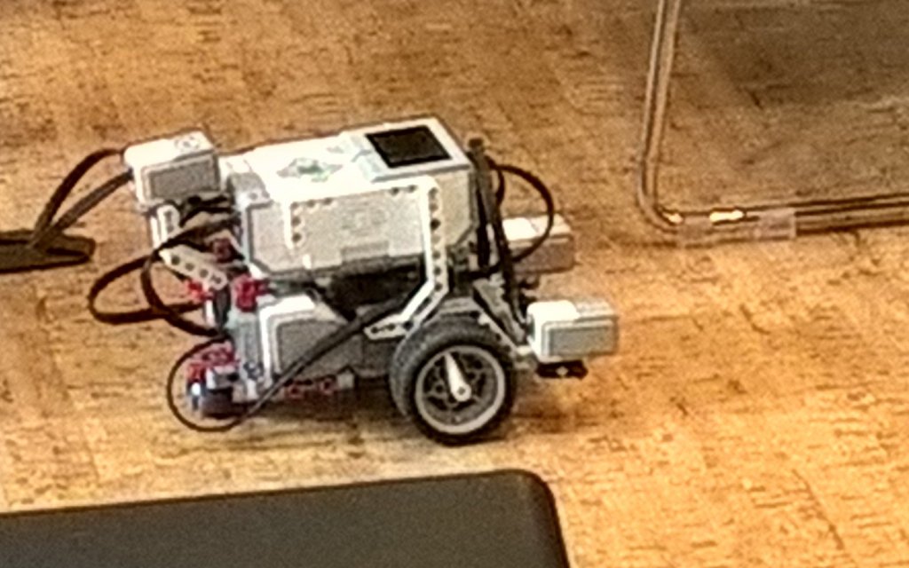 Bieb Gouda #innovatiedag2018 Leerlijn talen van de toekomst. Over programmeren en robotica incl. robotwerkplaatsen.