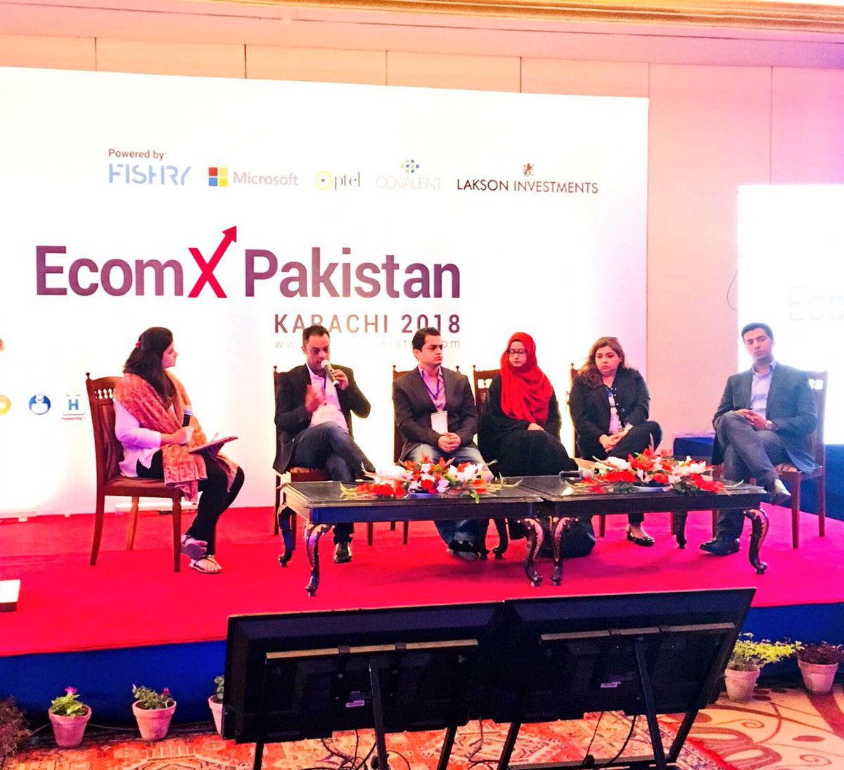 PASHAORG's tweet photo. Panel discussion on marketplaces, policies, consumer behavior and UI/UX of Ecommerce platforms.
Mod: AqsaTariq - IDG
Salman - CEO Yayvo
Shayaan Tahir - CEO HSN
Anum Kamran - CEO https://t.co/4VmBPpEX4V
Nadia Patel - CEO Sheops
Furquan Kidwai - CEO https://t.co/dJ3kDAcZmx
#EcomX https://t.co/d1bVqssyoK