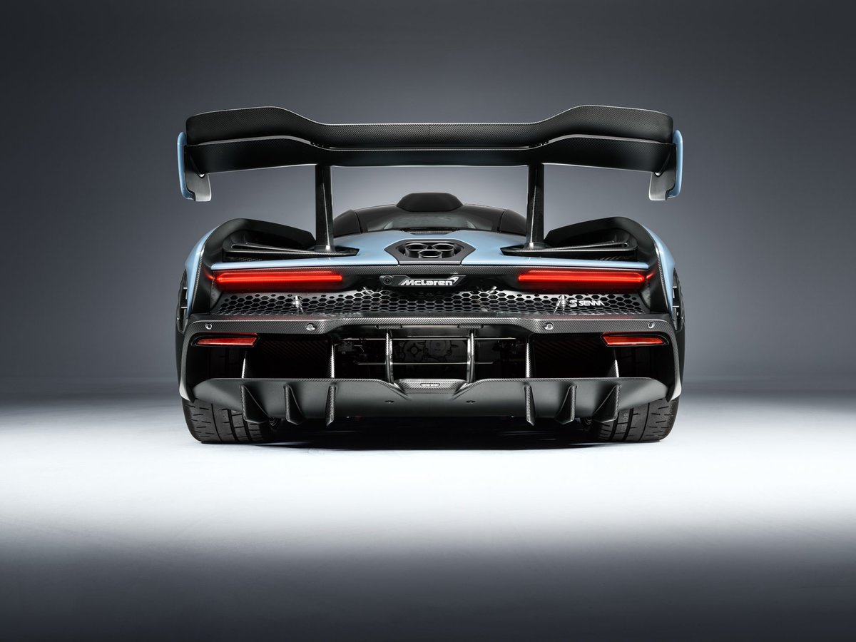 McLarenAuto's tweet image. The exhaust pipes of the McLaren Senna exit through the lowest rear deck of any McLaren road car, a full 18cm lower than the McLaren Super Series #McLarenSennaFacts