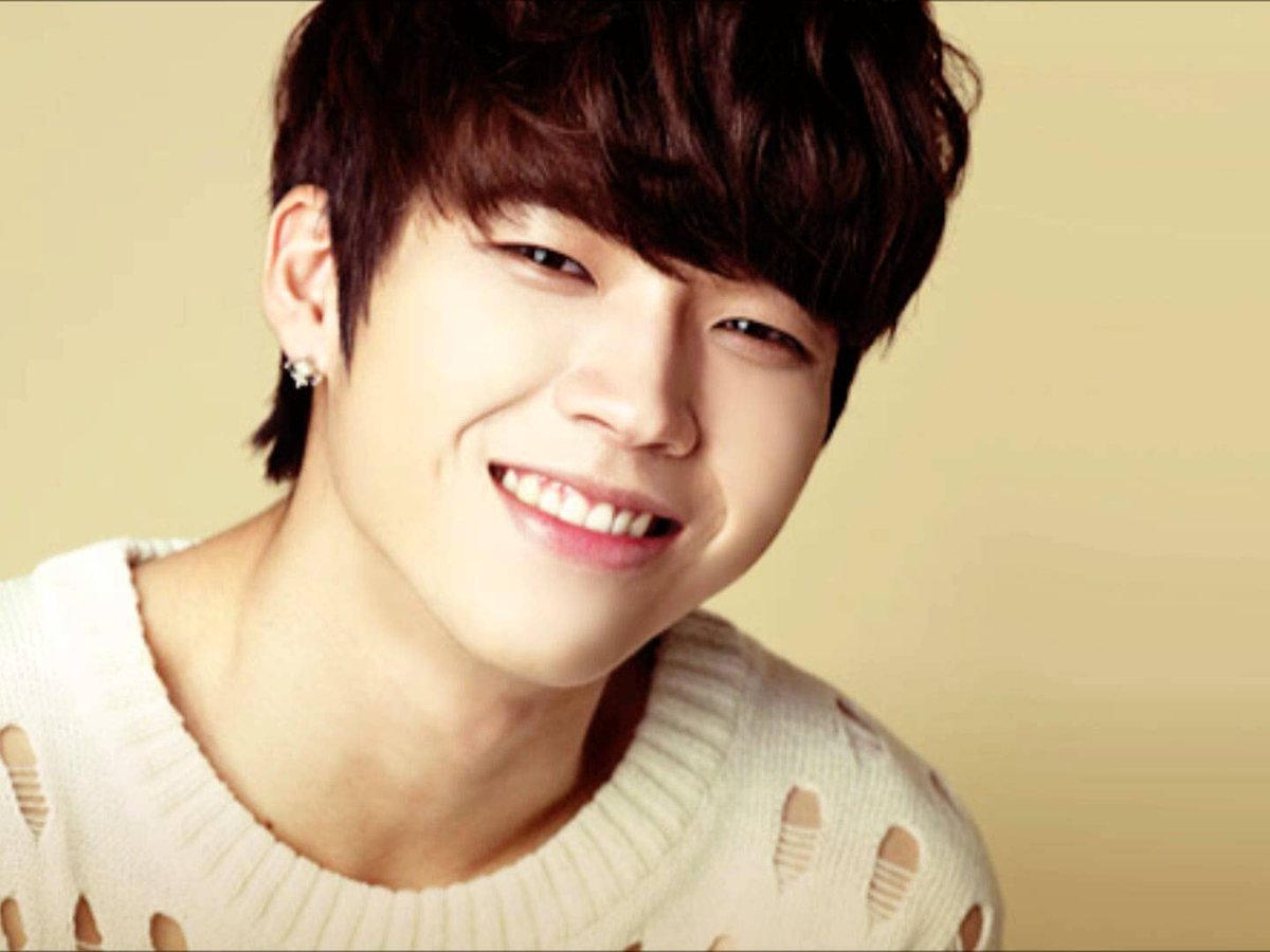 нам ухён и его девушка. Infinite ухен. инфинит сонгю и ухен. Infinite s7246. нам ухён.