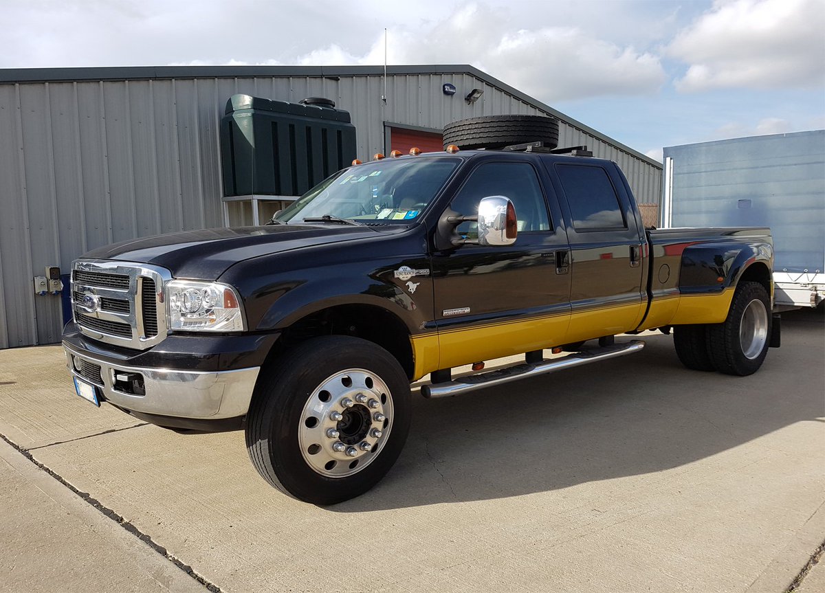 Archoil's tweet photo. This customer travelled all the way from Italy to buy Archoil products for his Ford truck. https://t.co/i0pLMd2klO