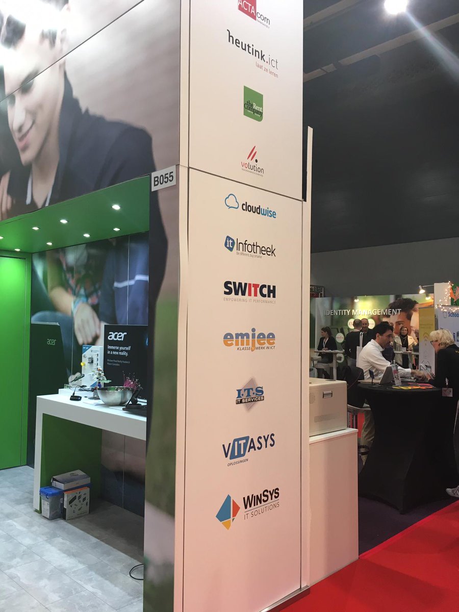 Meer info over ons digitaal #portfolio en #loopbaandossier op #IPON2018 stand B055 <a href="/AcerEducation/">Acer Education</a>