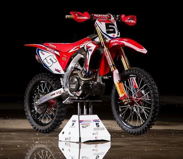 ubi747's tweet photo. #Pornmx from @brianbogers - @hondaproracing ๐๐ฆ #Honda #CRF450RW #Mx #nofilter #passion #Xoffroad #instasize #instagallery #instaphoto #Instadaily #instamotogallery #instapic #Instacool #picoftheday #photooftheday #moment #style #awesome #instagโฆ https://t.co/fAwa52saGr https://t.co/vy66ugTjq6
