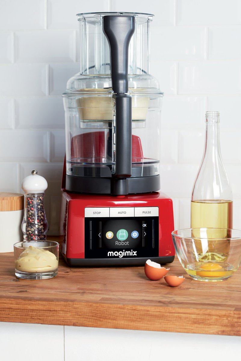 Quoi de mieux qu'une MAYONNAISE maison pour accompagner vos frites, viandes, crustacés... 5 min pour la réaliser avec le programme ROBOT du Cook Expert. Par ici la recette &gt;&gt; goo.gl/sy25CT