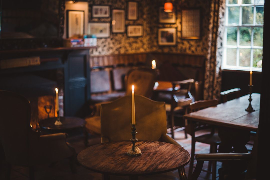 HelenPlusDavid's tweet photo. It's all about the simple details on your wedding day. Starting off in the pub with the groomsmen! @Churchinnmobb.

#wedding #photography #weddingphotography #cheshire #lifestyle #helenplusdavid  #emotion #nikon https://t.co/RRdEfhtoOA