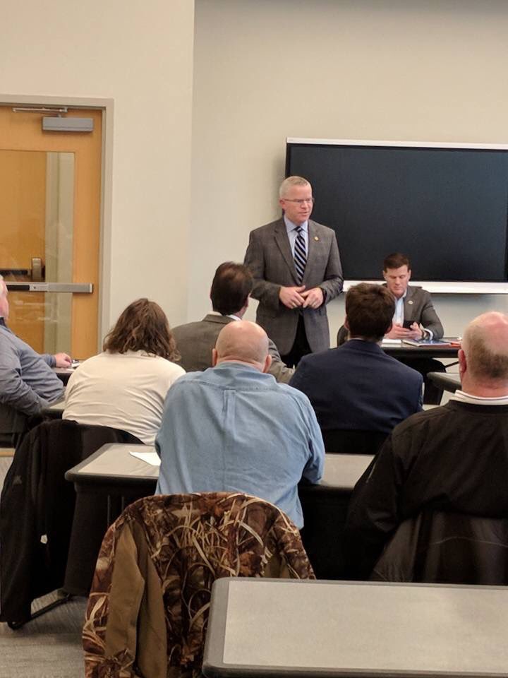 Connolly4CT's tweet photo. Yesterday, I had the privilege of speaking to labor leaders of the Painters &amp; Allied Trades District Council 11 about my plan to put Connecticut back to work and create more and better-paying jobs. Afterwards, I also toured their apprenticeship training center. #Connolly4CT https://t.co/vZ5WbQGnyH