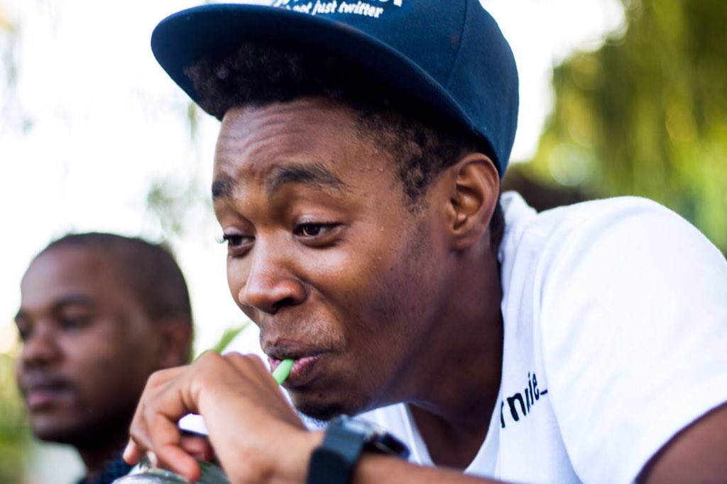 Man's Not Barry Roux tweet media