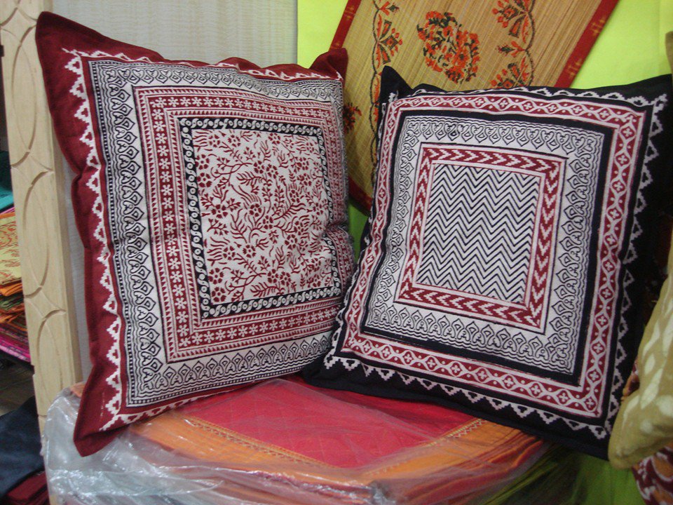 baghprinter's tweet photo. Bagh Print - Traditional Bagh Hand Block Printing with Natural Colour. https://t.co/OZybbeiV3f