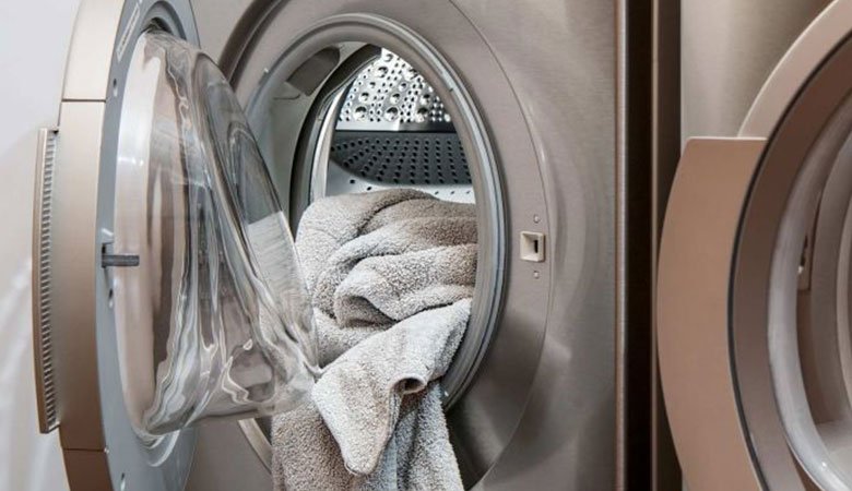 CDcleaner's tweet photo. Bleaching is a good process to make white clothes whiter than before
#Drycleaning#Alcester #9am_5_30pm
https://t.co/GEyjqc2gFs https://t.co/mz80P4NoNy