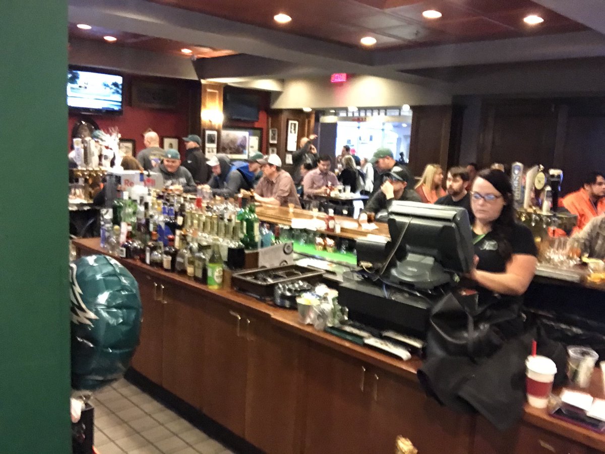 While Eagles fans head to the parade, the Flyers fan exodus to Vegas begins.  On Sunday, Philadelphia will own another opponents’ arena. #flyers #eagles <a href="/NHLFlyers/">Philadelphia Flyers</a>