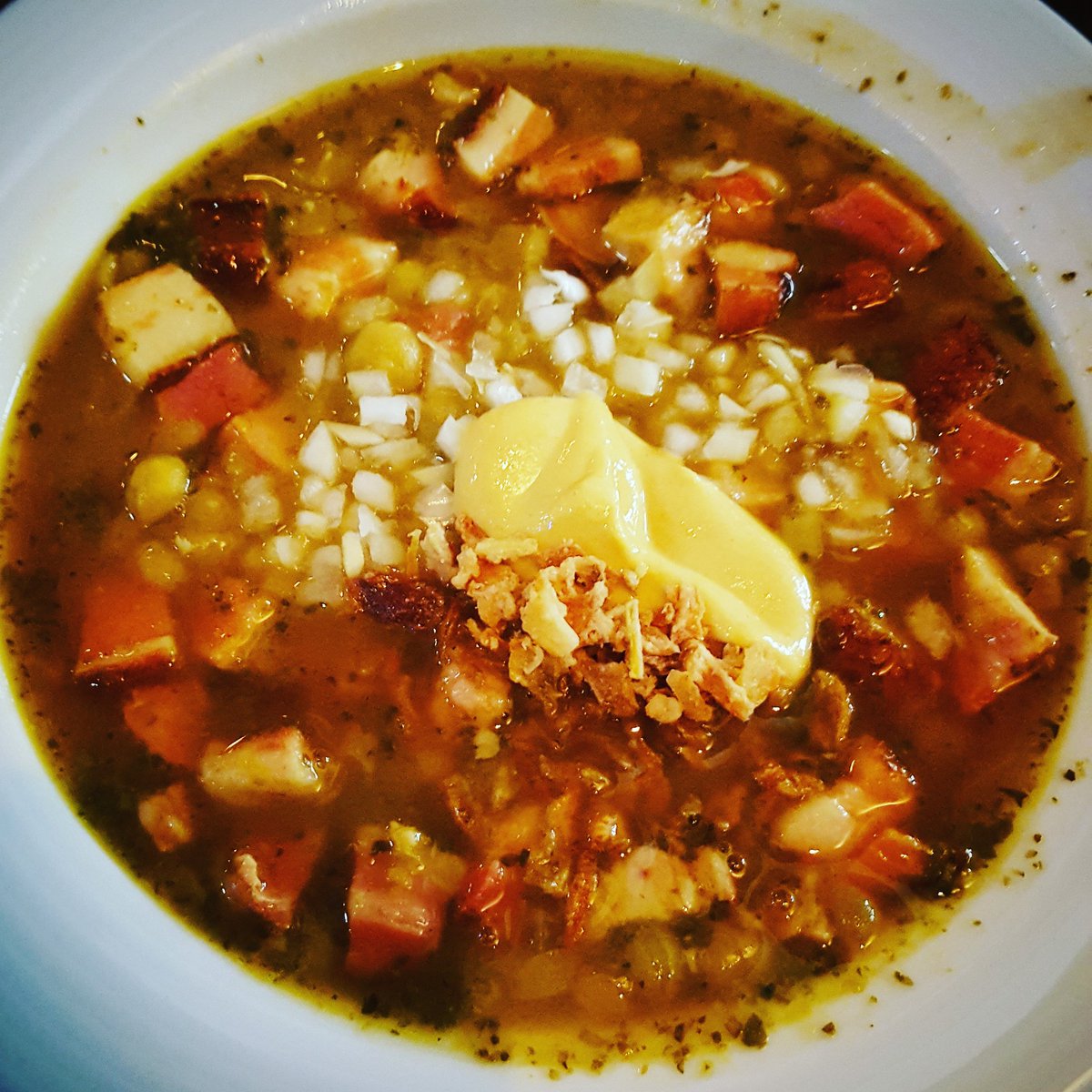 petriovaska's tweet photo. Tänään oli #Korjaamo'lla torstain ja Yrittäjien koulutusjohdon foorumin kunniaksi #pekonihernari'a eli #peksarokka'a #kojo2018 #koulutusjohto #yrittäjät #hernekeitto @korjaamohki @suomenyrittajat https://t.co/DE7J9fMnGD