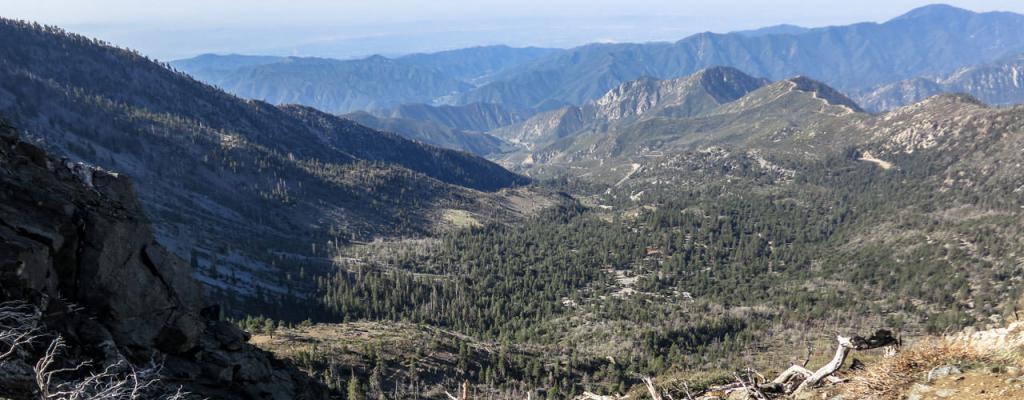 TheUltraWire's tweet photo. Angeles Crest 100 #AC100 https://t.co/T4Q8POP4dj https://t.co/HkbZSATBHE