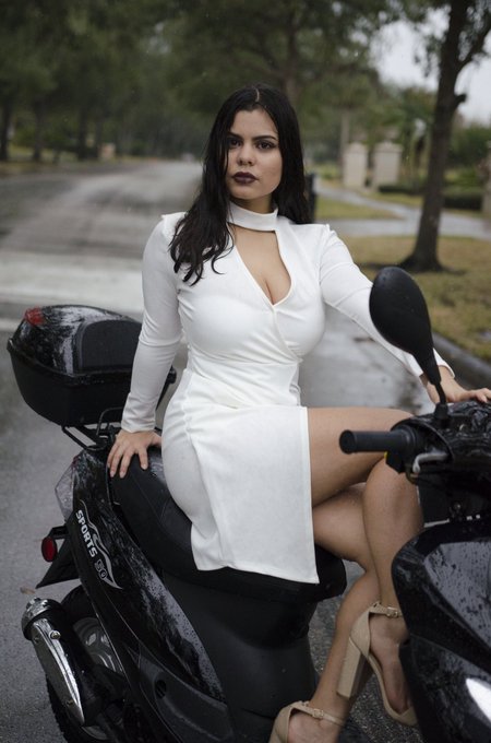 Watch ninaxcarolina's leaked NSFW photo on TwXstars