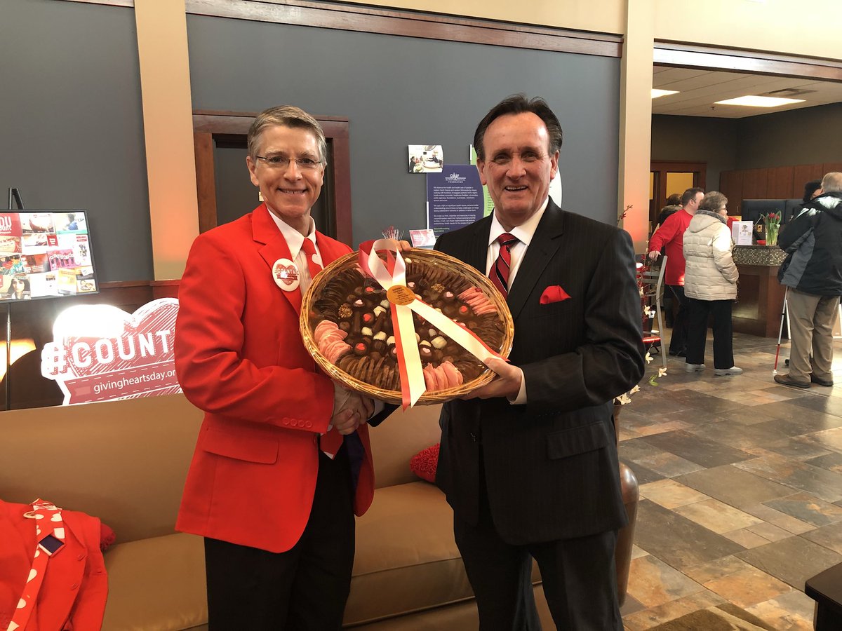 Thanks to our @PathToImpact Chair, Dan Carey from @BankWithVISION, for always being a Giving Heart! #CountMe