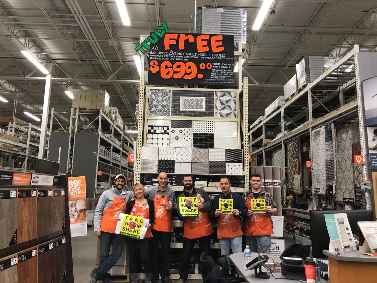 ST# 944 Edison, NJ. This team of associates is excited about getting more flooring customers to have THD do the installation for them.   #TakeYourShare23 , #THDNorthern