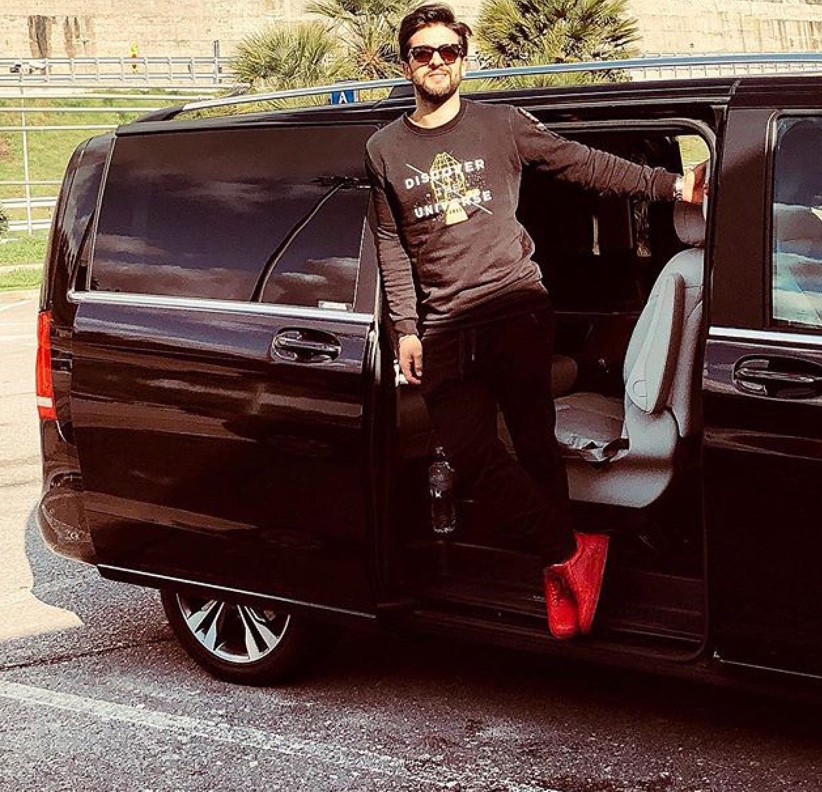 CharFlorida's tweet photo. Hello sunshine...
You are a most special
part of our universe...
#Smile #Cute #GreatPose
🎶☀️❤️✨😎✨❤️☀️🎶
By @piero_barone #OnTheRoadAgain
#Instagram #InstagramStories https://t.co/p1ltP9f5Wx