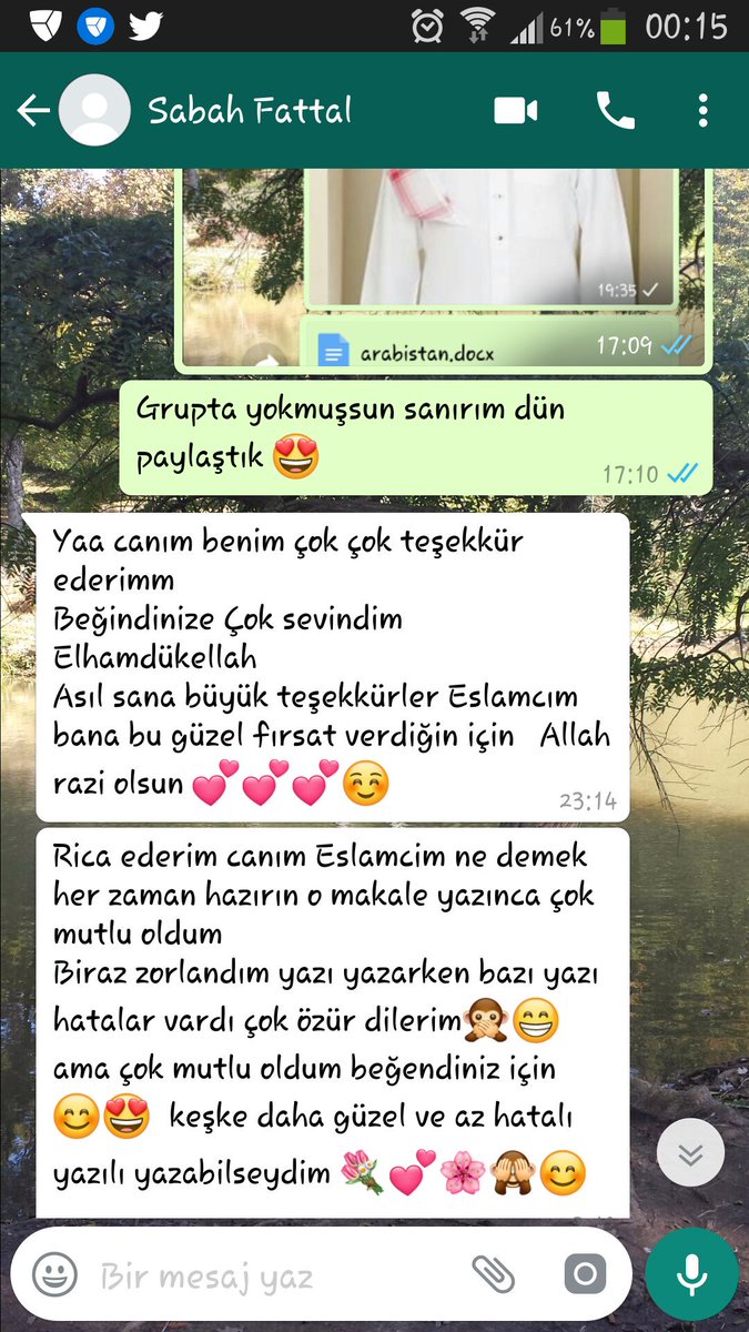 Bizim için emek harcayarak anadili dışında yazı yazıp sonra da böyle mütevazi olan insanları görünce çok etkileniyoruz 😍